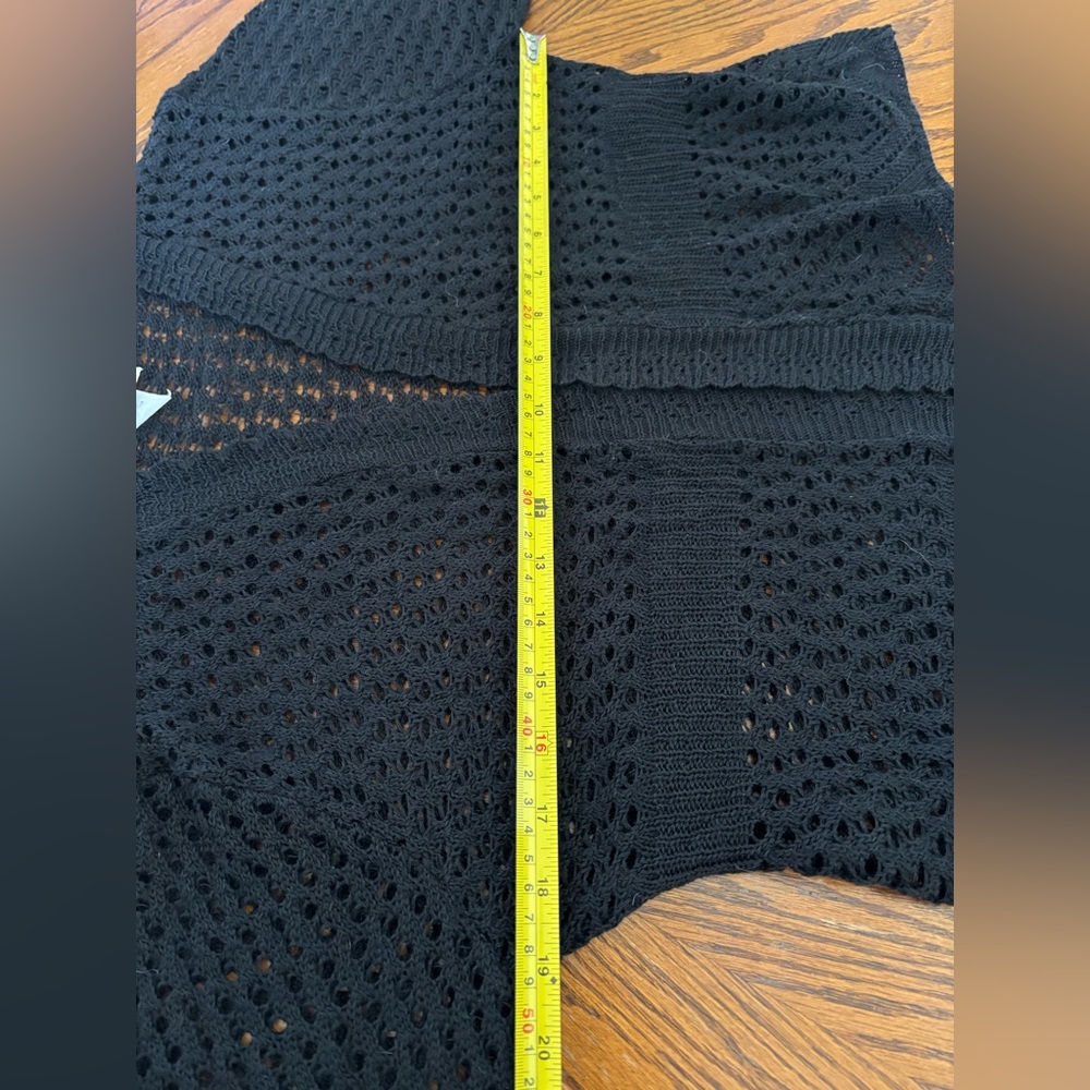 SWEET KIZZ Women’s SZ XL Black Crochet Knit Shrug/Sweater/Jacket w/Bell Sleeves - Picture 16 of 16